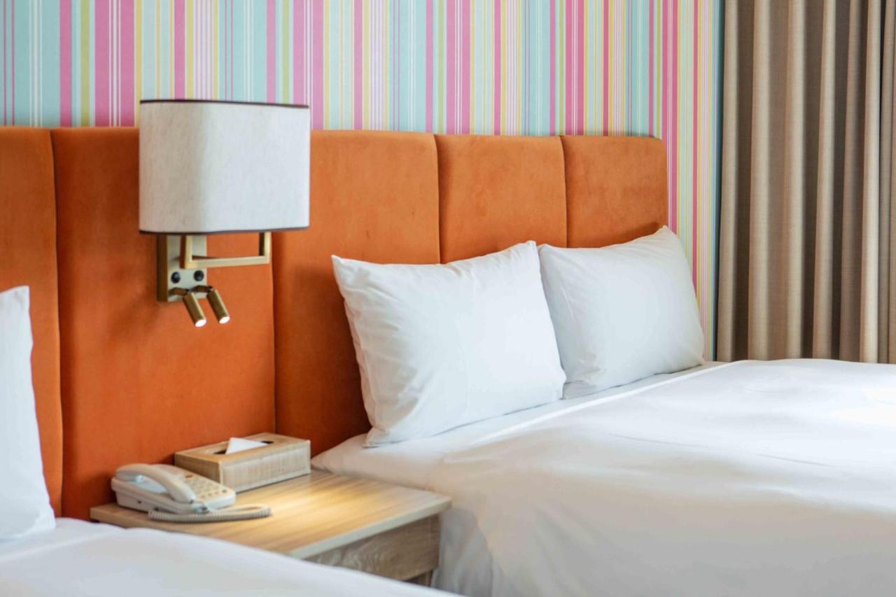 เจียฉิน การ์เดน โฮเทล Hotel ไถหนาน ภายนอก รูปภาพ